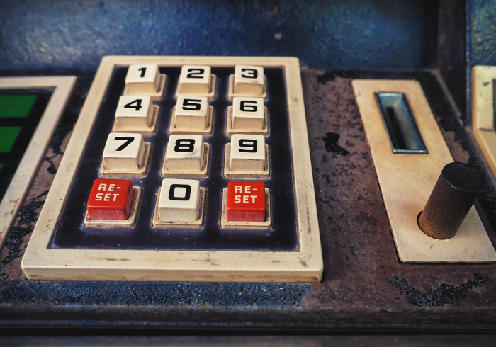 房卡全攻略“微信玩牛牛群新世界房卡哪里买”购买房卡介绍